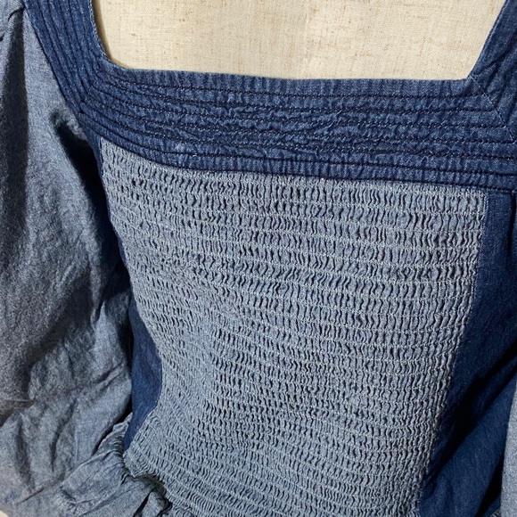 Anthropologie “Love The Label” Denim Smocked Puff Sleeve Top, Size S - Picture 5 of 7
